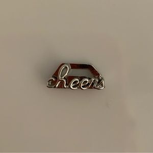 Keep collective “Cheers” charm